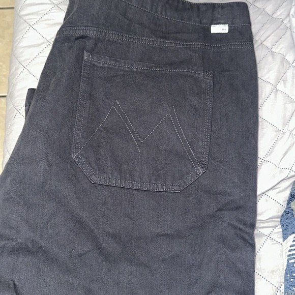 Shootin the breeze - Picture 6 of 6